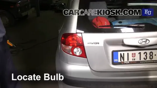 2002 Hyundai Getz GL 1.1L 4 Cyl. Éclairage Feu clignotant arrière (remplacer l'ampoule)